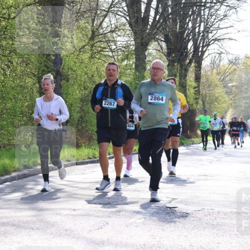 12.04.2026 - 45. Internationalen Wilhelmsburger Insellauf Yannick Fuchs http://msf.ph/oto/9496073 12.04.2026 10:52:06 Laufen 2267, 2864, 464, 3130 meine-sportfotos.de
