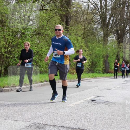 12.04.2026 - 45. Internationalen Wilhelmsburger Insellauf Yannick Fuchs http://msf.ph/oto/9496079 12.04.2026 13:07:12 Laufen 2002, 5019, 2333 meine-sportfotos.de