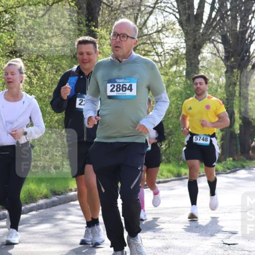 12.04.2026 - 45. Internationalen Wilhelmsburger Insellauf Yannick Fuchs http://msf.ph/oto/9496085 12.04.2026 10:52:07 Laufen 22, 2864, 5748 meine-sportfotos.de