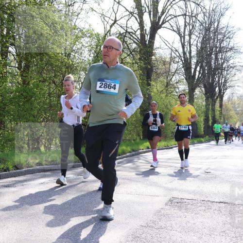 12.04.2026 - 45. Internationalen Wilhelmsburger Insellauf Yannick Fuchs http://msf.ph/oto/9496097 12.04.2026 10:52:08 Laufen 2864, 4464, 5748 meine-sportfotos.de