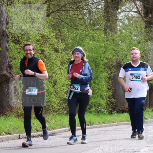 12.04.2026 - 45. Internationalen Wilhelmsburger Insellauf Yannick Fuchs http://msf.ph/oto/9496107 12.04.2026 13:07:19 Laufen 3552, 3551, 5462 meine-sportfotos.de