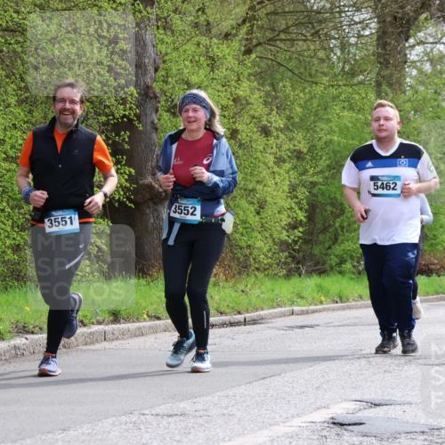 12.04.2026 - 45. Internationalen Wilhelmsburger Insellauf Yannick Fuchs http://msf.ph/oto/9496116 12.04.2026 13:07:20 Laufen 3552, 3551, 5462 meine-sportfotos.de