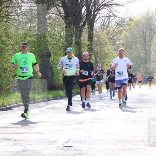 12.04.2026 - 45. Internationalen Wilhelmsburger Insellauf Yannick Fuchs http://msf.ph/oto/9496142 12.04.2026 10:52:13 Laufen 2749, 3130, 4141, 4489, 2422, 405 meine-sportfotos.de