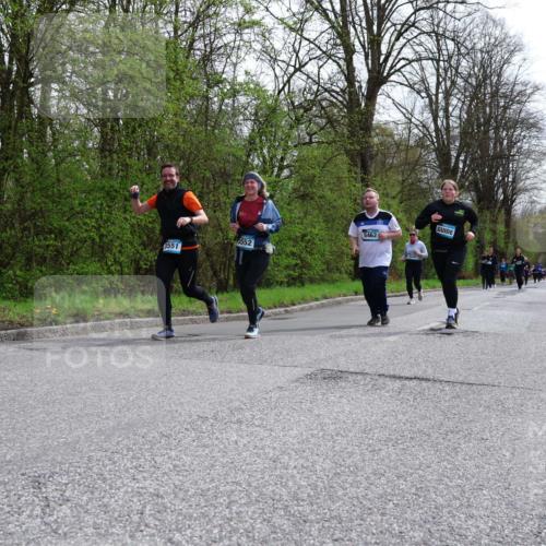 12.04.2026 - 45. Internationalen Wilhelmsburger Insellauf Yannick Fuchs http://msf.ph/oto/9496143 12.04.2026 13:07:22 Laufen 3551, 3552, 5462 meine-sportfotos.de