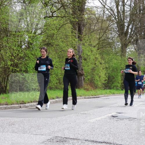 12.04.2026 - 45. Internationalen Wilhelmsburger Insellauf Yannick Fuchs http://msf.ph/oto/9496193 12.04.2026 13:07:29 Laufen 5837, 5836, 269, 2116, 3896 meine-sportfotos.de