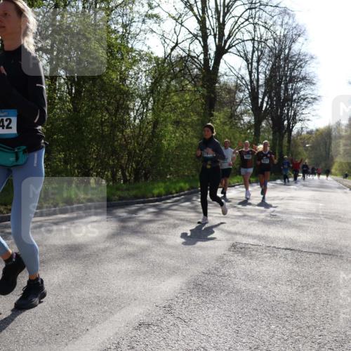 12.04.2026 - 45. Internationalen Wilhelmsburger Insellauf Yannick Fuchs http://msf.ph/oto/9496207 12.04.2026 10:52:20 Laufen 5842, 276, 4489 meine-sportfotos.de