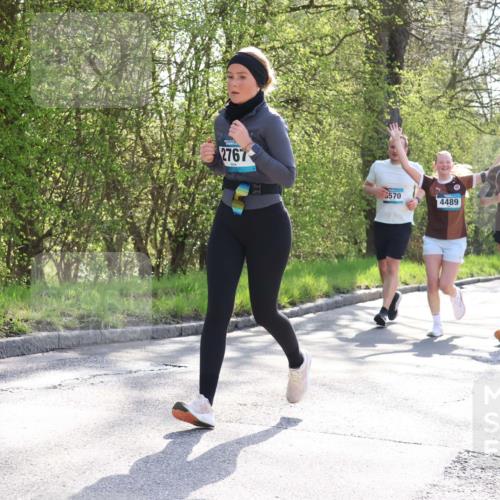 12.04.2026 - 45. Internationalen Wilhelmsburger Insellauf Yannick Fuchs http://msf.ph/oto/9496212 12.04.2026 10:52:20 Laufen 2767, 570, 4059, 4489 meine-sportfotos.de