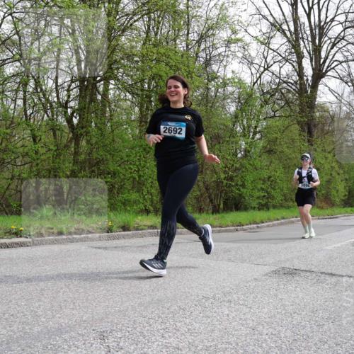 12.04.2026 - 45. Internationalen Wilhelmsburger Insellauf Yannick Fuchs http://msf.ph/oto/9496226 12.04.2026 13:07:32 Laufen 2692, 3898 meine-sportfotos.de