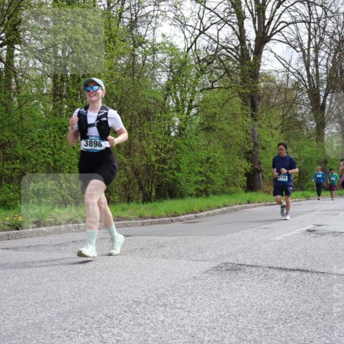12.04.2026 - 45. Internationalen Wilhelmsburger Insellauf Yannick Fuchs http://msf.ph/oto/9496239 12.04.2026 13:07:34 Laufen 3898, 2116 meine-sportfotos.de