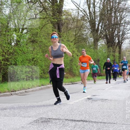 12.04.2026 - 45. Internationalen Wilhelmsburger Insellauf Yannick Fuchs http://msf.ph/oto/9496255 12.04.2026 13:07:37 Laufen 5482, 4444 meine-sportfotos.de