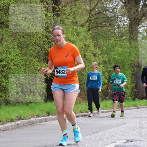 12.04.2026 - 45. Internationalen Wilhelmsburger Insellauf Yannick Fuchs http://msf.ph/oto/9496264 12.04.2026 13:07:38 Laufen 5482, 4690, 5204, 5716 meine-sportfotos.de
