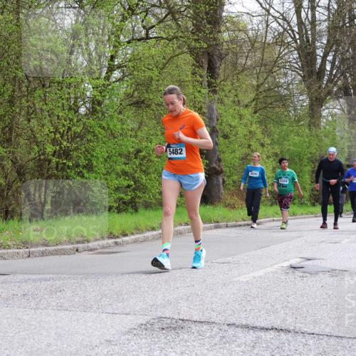 12.04.2026 - 45. Internationalen Wilhelmsburger Insellauf Yannick Fuchs http://msf.ph/oto/9496269 12.04.2026 13:07:39 Laufen 5482, 4690, 94, 5204, 5716, 4404 meine-sportfotos.de