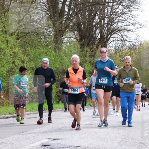 12.04.2026 - 45. Internationalen Wilhelmsburger Insellauf Yannick Fuchs http://msf.ph/oto/9496287 12.04.2026 13:07:40 Laufen 4690, 5204, 42, 4404, 4444, 428, 4594, 2552 meine-sportfotos.de