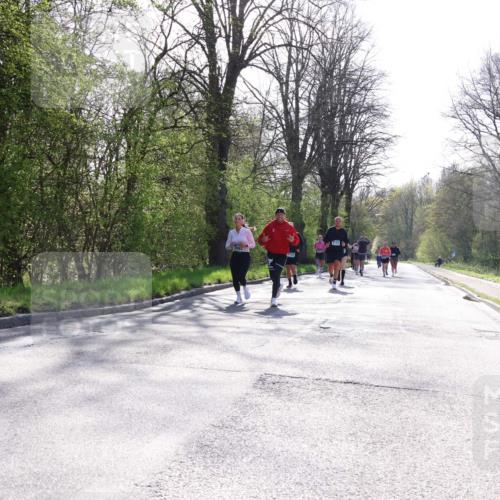 12.04.2026 - 45. Internationalen Wilhelmsburger Insellauf Yannick Fuchs http://msf.ph/oto/9496298 12.04.2026 10:52:29 Laufen 042 meine-sportfotos.de