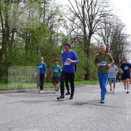 12.04.2026 - 45. Internationalen Wilhelmsburger Insellauf Yannick Fuchs http://msf.ph/oto/9496345 12.04.2026 13:07:46 Laufen 4690, 5204, 5716, 4594, 4293, 4284 meine-sportfotos.de