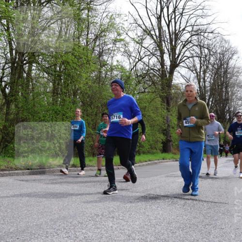 12.04.2026 - 45. Internationalen Wilhelmsburger Insellauf Yannick Fuchs http://msf.ph/oto/9496347 12.04.2026 13:07:46 Laufen 4690, 5716, 459, 4293, 4284 meine-sportfotos.de