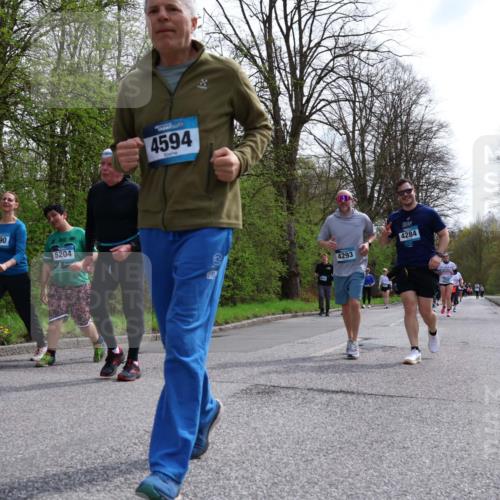 12.04.2026 - 45. Internationalen Wilhelmsburger Insellauf Yannick Fuchs http://msf.ph/oto/9496360 12.04.2026 13:07:47 Laufen 4690, 5204, 4594, 4293, 4284 meine-sportfotos.de