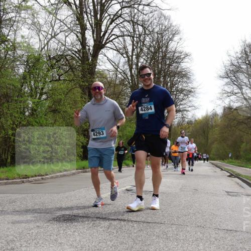 12.04.2026 - 45. Internationalen Wilhelmsburger Insellauf Yannick Fuchs http://msf.ph/oto/9496362 12.04.2026 13:07:47 Laufen 4293, 4284 meine-sportfotos.de