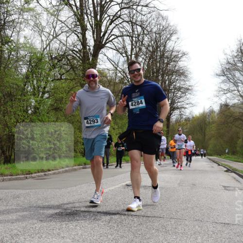12.04.2026 - 45. Internationalen Wilhelmsburger Insellauf Yannick Fuchs http://msf.ph/oto/9496364 12.04.2026 13:07:48 Laufen 4293, 4284, 2552 meine-sportfotos.de