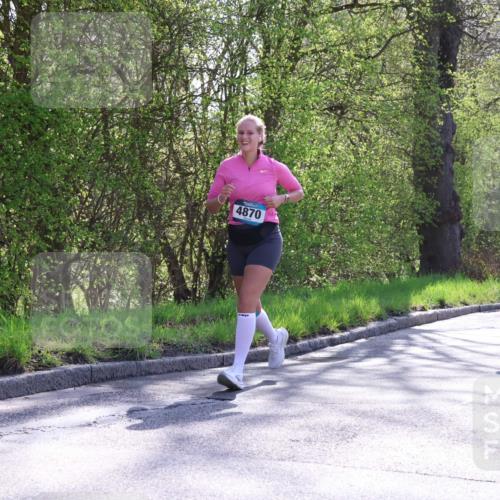 12.04.2026 - 45. Internationalen Wilhelmsburger Insellauf Yannick Fuchs http://msf.ph/oto/9496367 12.04.2026 10:52:36 Laufen 4870, 374 meine-sportfotos.de