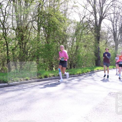 12.04.2026 - 45. Internationalen Wilhelmsburger Insellauf Yannick Fuchs http://msf.ph/oto/9496372 12.04.2026 10:52:37 Laufen 4870, 3679 meine-sportfotos.de
