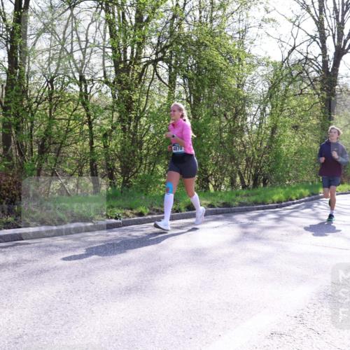 12.04.2026 - 45. Internationalen Wilhelmsburger Insellauf Yannick Fuchs http://msf.ph/oto/9496379 12.04.2026 10:52:37 Laufen 4870, 3679 meine-sportfotos.de