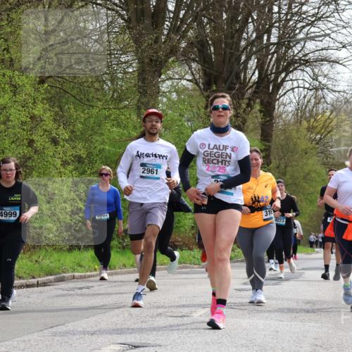 12.04.2026 - 45. Internationalen Wilhelmsburger Insellauf Yannick Fuchs http://msf.ph/oto/9496385 12.04.2026 13:07:50 Laufen 4999, 3002, 2961, 316, 4223, 4319 meine-sportfotos.de