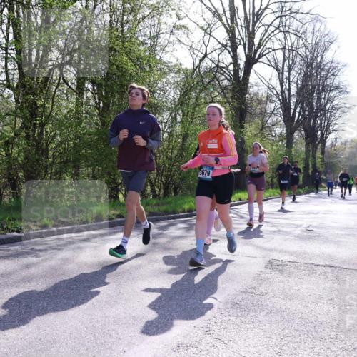 12.04.2026 - 45. Internationalen Wilhelmsburger Insellauf Yannick Fuchs http://msf.ph/oto/9496391 12.04.2026 10:52:39 Laufen 3679 meine-sportfotos.de