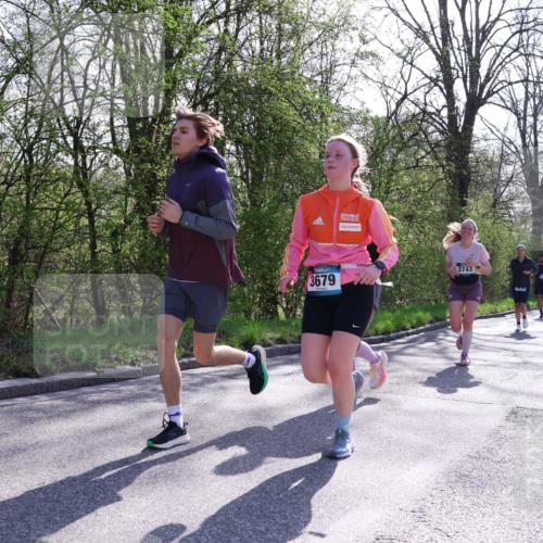 12.04.2026 - 45. Internationalen Wilhelmsburger Insellauf Yannick Fuchs http://msf.ph/oto/9496396 12.04.2026 10:52:39 Laufen 3679, 3743 meine-sportfotos.de