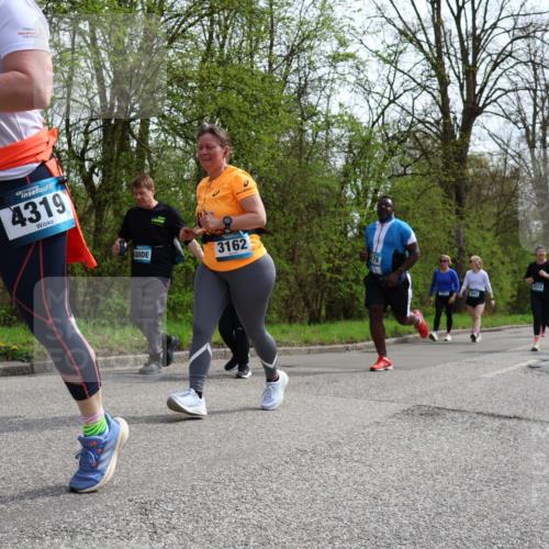 12.04.2026 - 45. Internationalen Wilhelmsburger Insellauf Yannick Fuchs http://msf.ph/oto/9496452 12.04.2026 13:07:55 Laufen 45, 4319, 3162, 76, 4224 meine-sportfotos.de