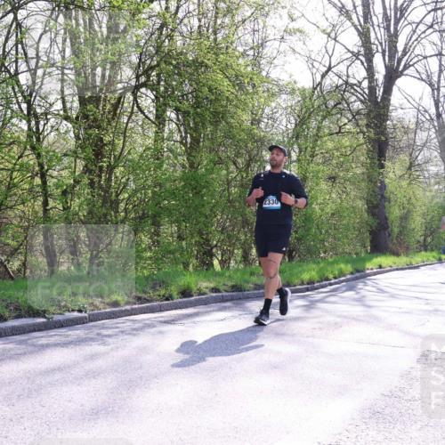 12.04.2026 - 45. Internationalen Wilhelmsburger Insellauf Yannick Fuchs http://msf.ph/oto/9496459 12.04.2026 10:52:45 Laufen 2330, 2495, 10 meine-sportfotos.de