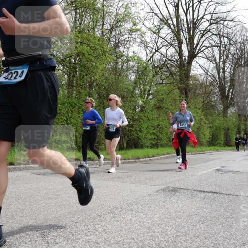 12.04.2026 - 45. Internationalen Wilhelmsburger Insellauf Yannick Fuchs http://msf.ph/oto/9496494 12.04.2026 13:07:58 Laufen 4224, 603, 4348 meine-sportfotos.de