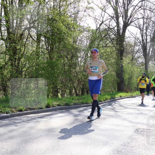 12.04.2026 - 45. Internationalen Wilhelmsburger Insellauf Yannick Fuchs http://msf.ph/oto/9496498 12.04.2026 10:52:49 Laufen 2495, 4476 meine-sportfotos.de