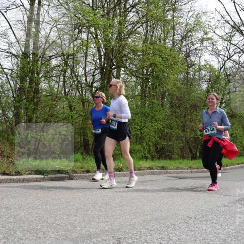 12.04.2026 - 45. Internationalen Wilhelmsburger Insellauf Yannick Fuchs http://msf.ph/oto/9496506 12.04.2026 13:07:59 Laufen 002, 603, 4348 meine-sportfotos.de