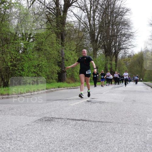 12.04.2026 - 45. Internationalen Wilhelmsburger Insellauf Yannick Fuchs http://msf.ph/oto/9496536 12.04.2026 13:08:03 Laufen 3251 meine-sportfotos.de