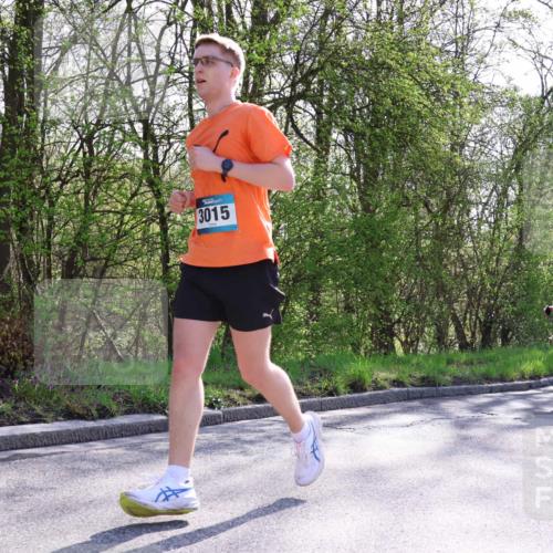 12.04.2026 - 45. Internationalen Wilhelmsburger Insellauf Yannick Fuchs http://msf.ph/oto/9496552 12.04.2026 10:52:54 Laufen 3015 meine-sportfotos.de