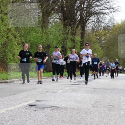 12.04.2026 - 45. Internationalen Wilhelmsburger Insellauf Yannick Fuchs http://msf.ph/oto/9496565 12.04.2026 13:08:06 Laufen 3498, 03, 2469, 3478, 4362 meine-sportfotos.de