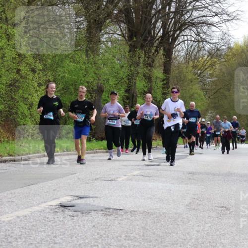 12.04.2026 - 45. Internationalen Wilhelmsburger Insellauf Yannick Fuchs http://msf.ph/oto/9496567 12.04.2026 13:08:06 Laufen 003, 5314, 3498, 2469, 3478, 4, 4362 meine-sportfotos.de
