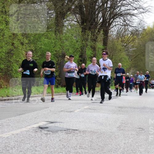 12.04.2026 - 45. Internationalen Wilhelmsburger Insellauf Yannick Fuchs http://msf.ph/oto/9496571 12.04.2026 13:08:06 Laufen 5003, 3498, 5314, 3478, 4362, 2061 meine-sportfotos.de