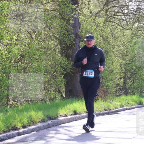 12.04.2026 - 45. Internationalen Wilhelmsburger Insellauf Yannick Fuchs http://msf.ph/oto/9496604 12.04.2026 10:53:04 Laufen 2882 meine-sportfotos.de