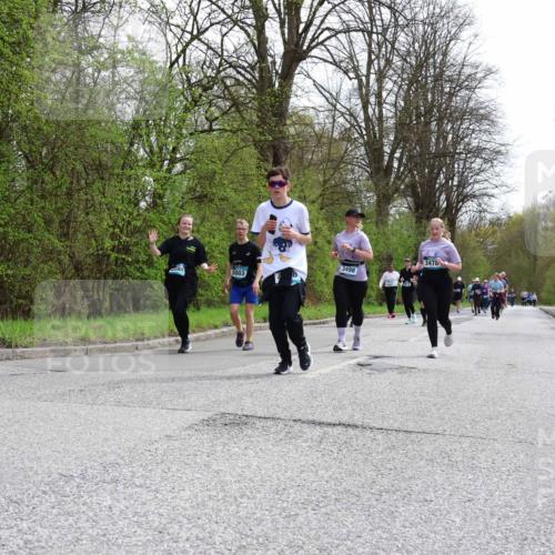 12.04.2026 - 45. Internationalen Wilhelmsburger Insellauf Yannick Fuchs http://msf.ph/oto/9496628 12.04.2026 13:08:11 Laufen 5003, 3498, 3478 meine-sportfotos.de