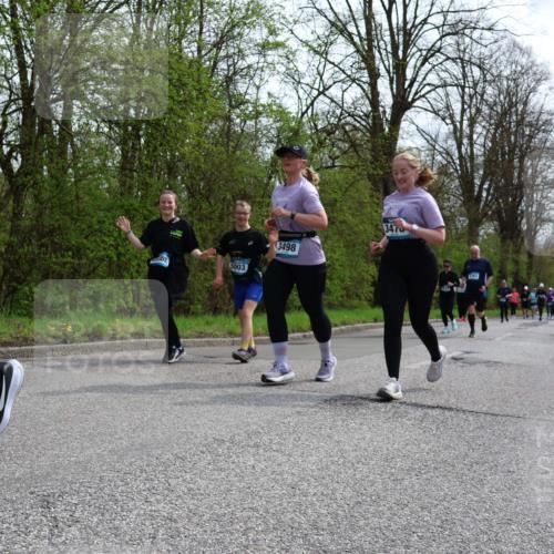 12.04.2026 - 45. Internationalen Wilhelmsburger Insellauf Yannick Fuchs http://msf.ph/oto/9496653 12.04.2026 13:08:13 Laufen 5003, 3498, 347, 4362 meine-sportfotos.de