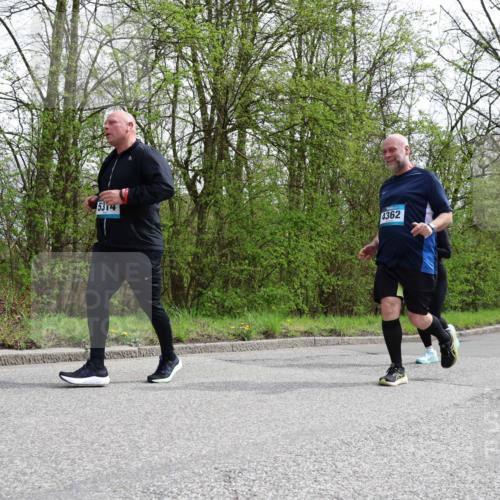 12.04.2026 - 45. Internationalen Wilhelmsburger Insellauf Yannick Fuchs http://msf.ph/oto/9496693 12.04.2026 13:08:17 Laufen 5314, 4362, 2562 meine-sportfotos.de