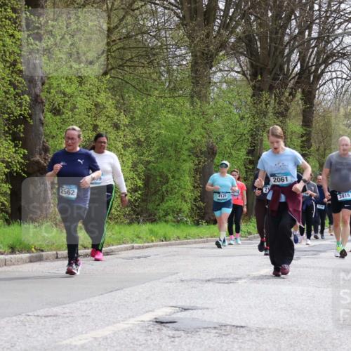 12.04.2026 - 45. Internationalen Wilhelmsburger Insellauf Yannick Fuchs http://msf.ph/oto/9496699 12.04.2026 13:08:18 Laufen 2562, 409, 4014, 2, 4121, 2061, 2246, 3915 meine-sportfotos.de