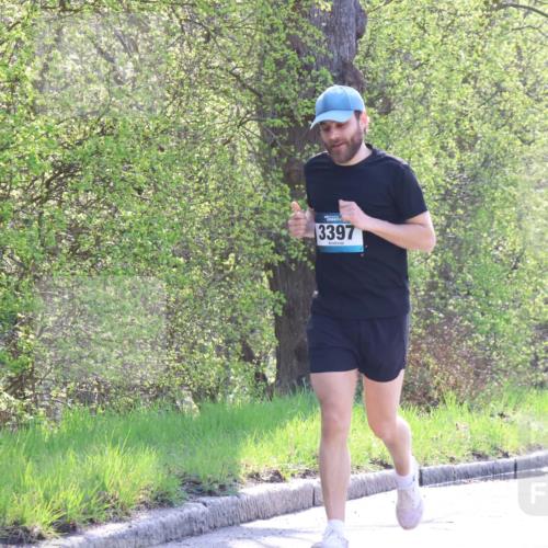 12.04.2026 - 45. Internationalen Wilhelmsburger Insellauf Yannick Fuchs http://msf.ph/oto/9496742 12.04.2026 10:53:21 Laufen 3397 meine-sportfotos.de