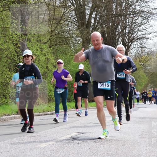 12.04.2026 - 45. Internationalen Wilhelmsburger Insellauf Yannick Fuchs http://msf.ph/oto/9496753 12.04.2026 13:08:23 Laufen 2469, 41, 2158, 2431, 3353, 3915, 3402 meine-sportfotos.de