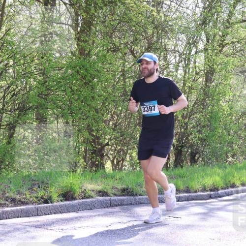 12.04.2026 - 45. Internationalen Wilhelmsburger Insellauf Yannick Fuchs http://msf.ph/oto/9496763 12.04.2026 10:53:23 Laufen 3397 meine-sportfotos.de