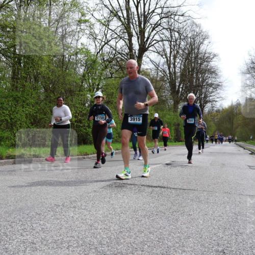 12.04.2026 - 45. Internationalen Wilhelmsburger Insellauf Yannick Fuchs http://msf.ph/oto/9496769 12.04.2026 13:08:24 Laufen 2158, 3915, 3402 meine-sportfotos.de