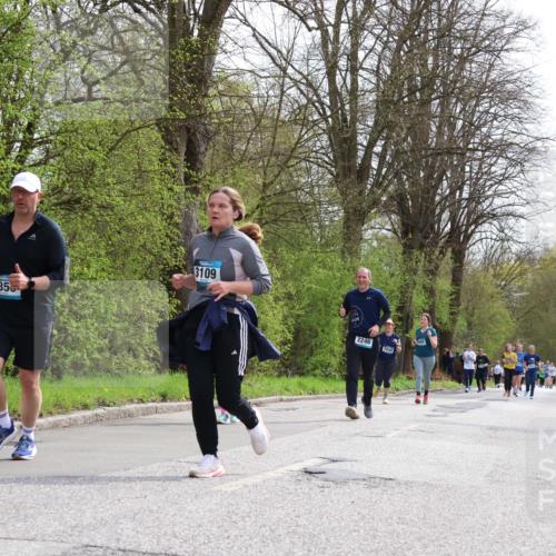 12.04.2026 - 45. Internationalen Wilhelmsburger Insellauf Yannick Fuchs http://msf.ph/oto/9496795 12.04.2026 13:08:27 Laufen 3109, 335, 2246, 2840 meine-sportfotos.de