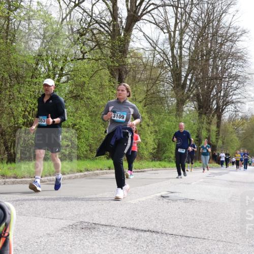 12.04.2026 - 45. Internationalen Wilhelmsburger Insellauf Yannick Fuchs http://msf.ph/oto/9496797 12.04.2026 13:08:27 Laufen 353, 3109, 2246 meine-sportfotos.de
